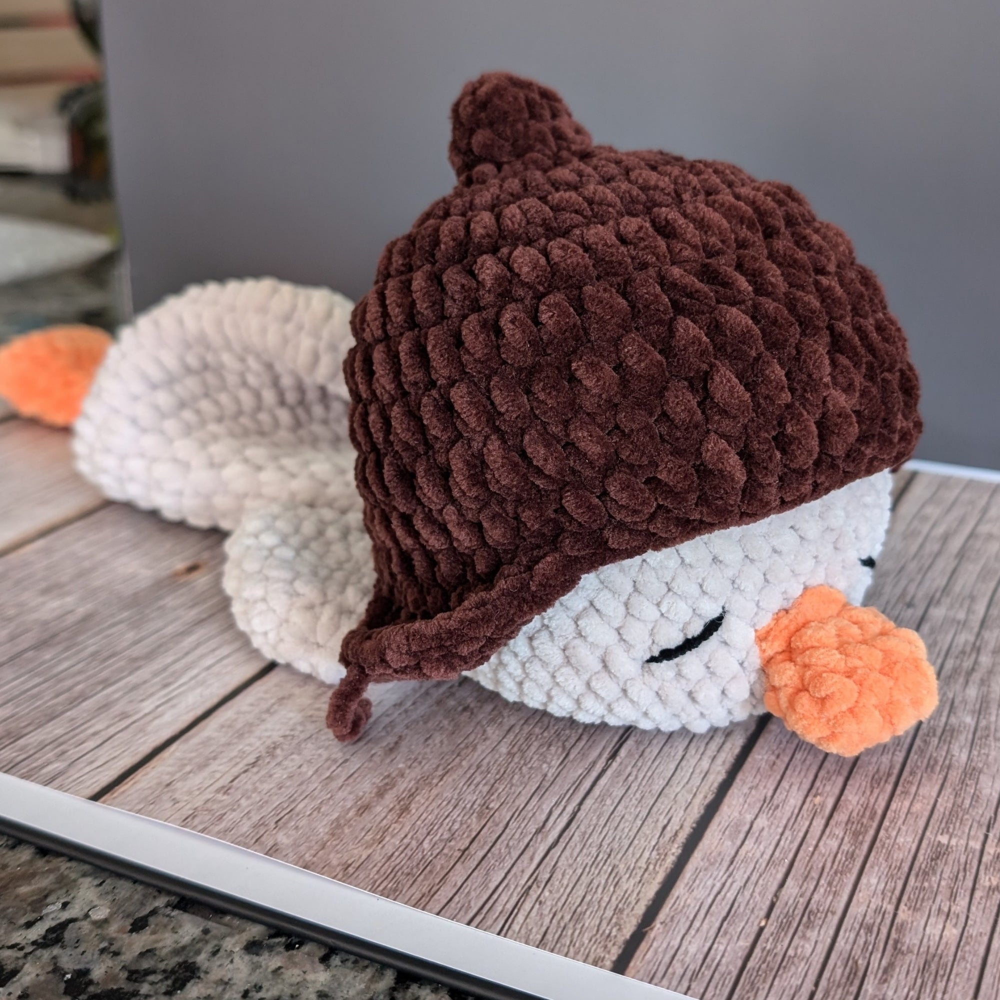 Plumeau, le tendre compagnon de Plumette 💙 (Crocheté sur commande - Format moyen)