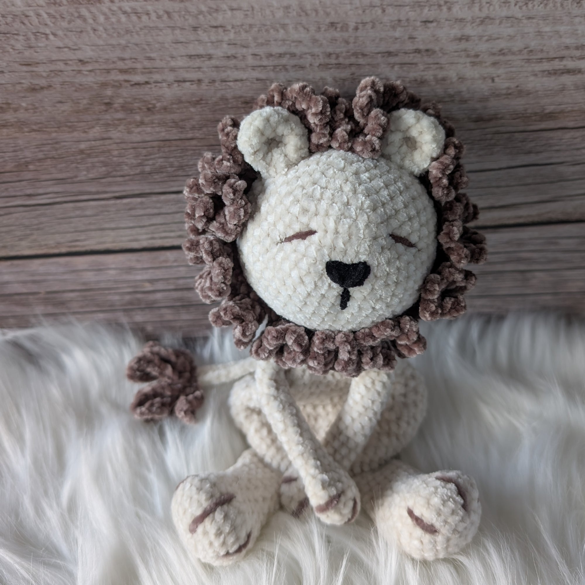 Mileo, notre petit lion (Fabriqué sur commande - Format petit)